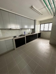 Blk 305 Hong Kah East Garden (Jurong East), HDB 5 Rooms #578099051